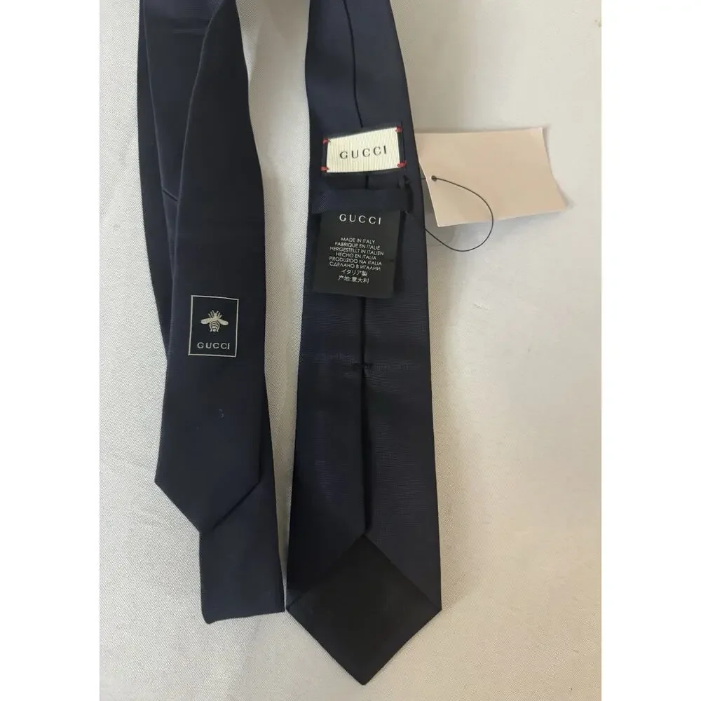 NWT Gucci Panther Appliquéd Silk & Wool Blend Navy Blue Underknot Tie $250.00